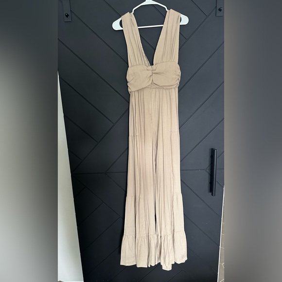 Tan/oatmeal jumper - Picture 3 of 3